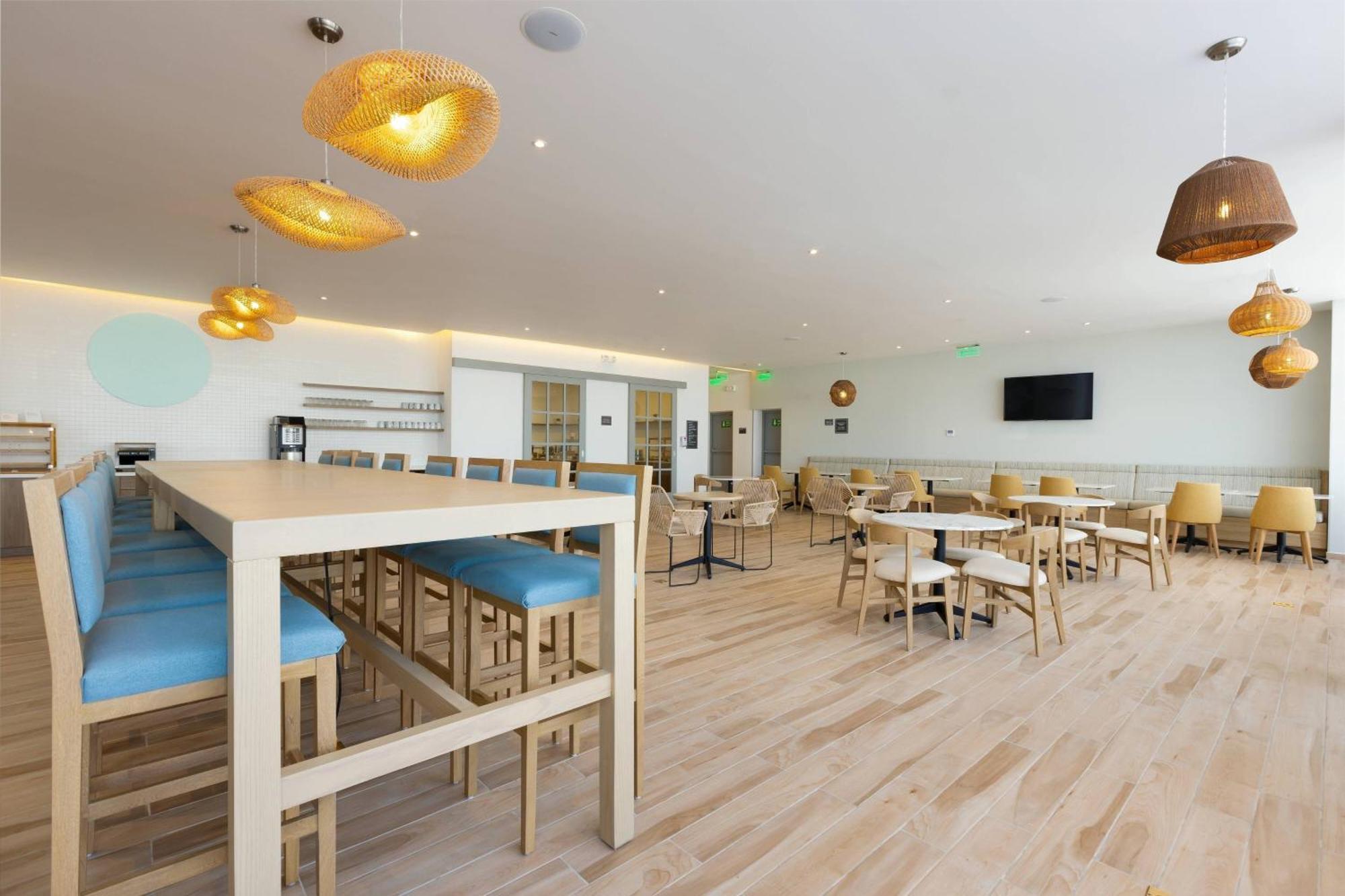 Residence Inn By Marriott Cancun Hotel Zone מראה חיצוני תמונה