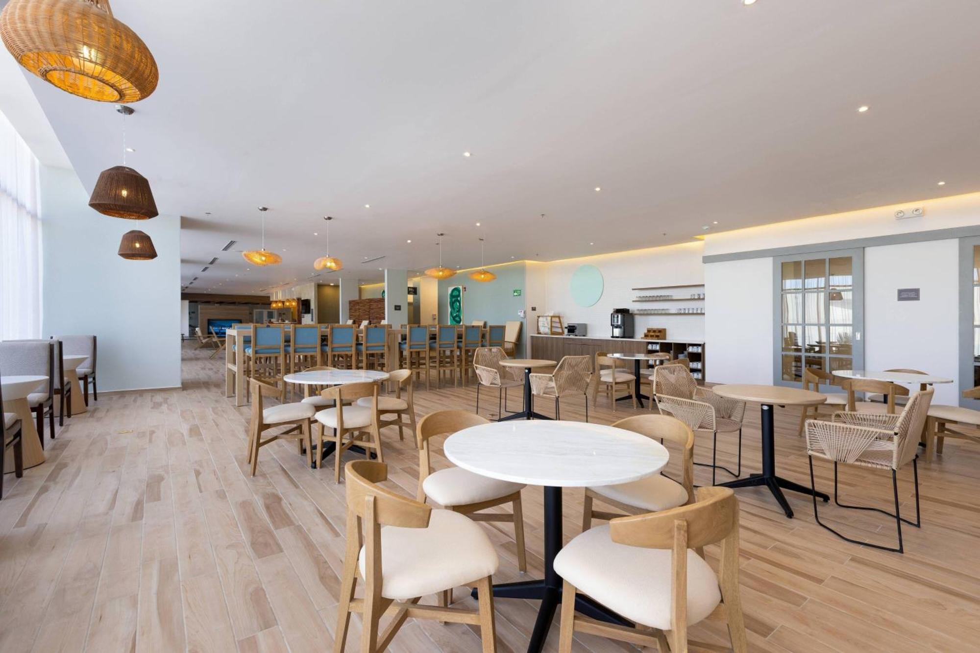Residence Inn By Marriott Cancun Hotel Zone מראה חיצוני תמונה