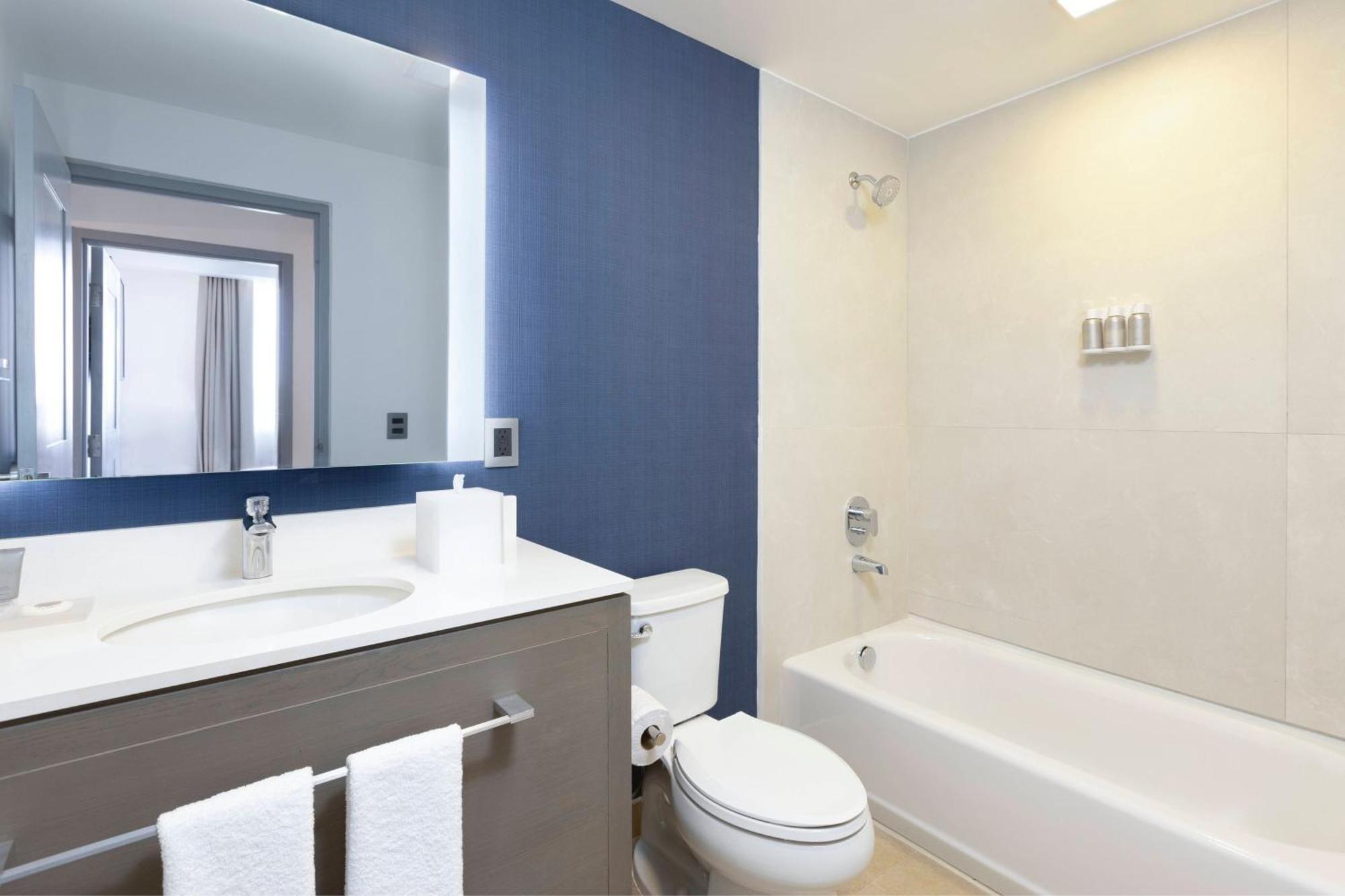 Residence Inn By Marriott Cancun Hotel Zone מראה חיצוני תמונה