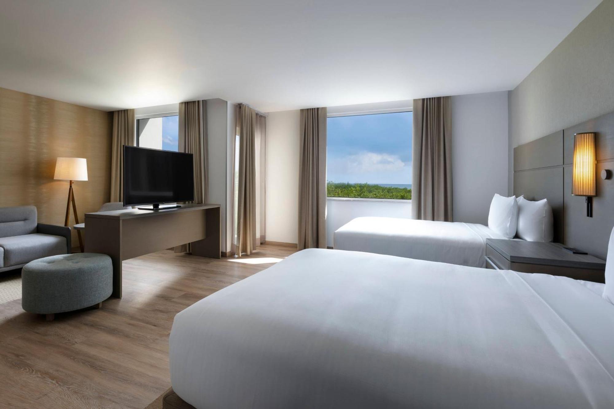 Residence Inn By Marriott Cancun Hotel Zone מראה חיצוני תמונה