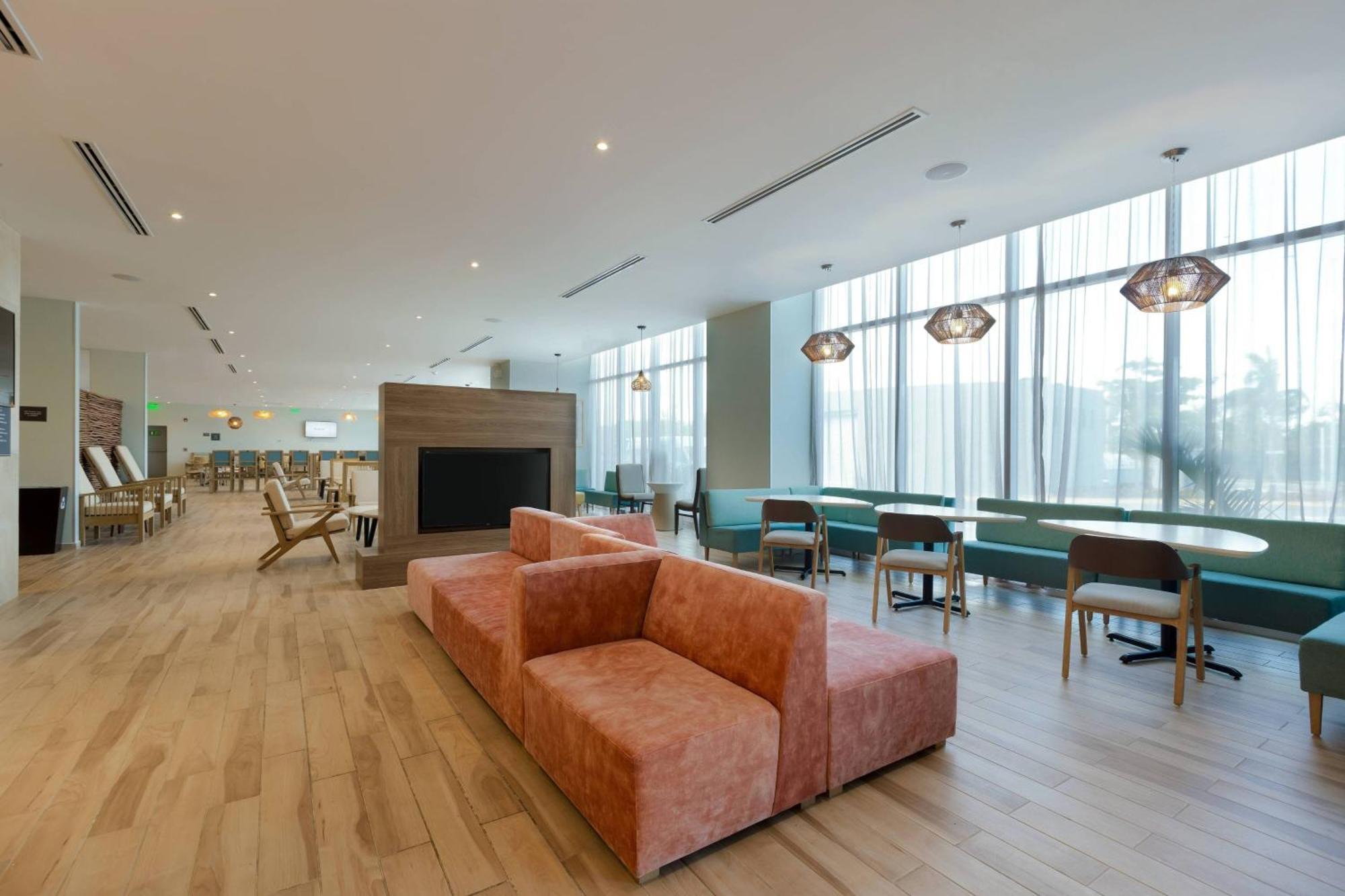 Residence Inn By Marriott Cancun Hotel Zone מראה חיצוני תמונה