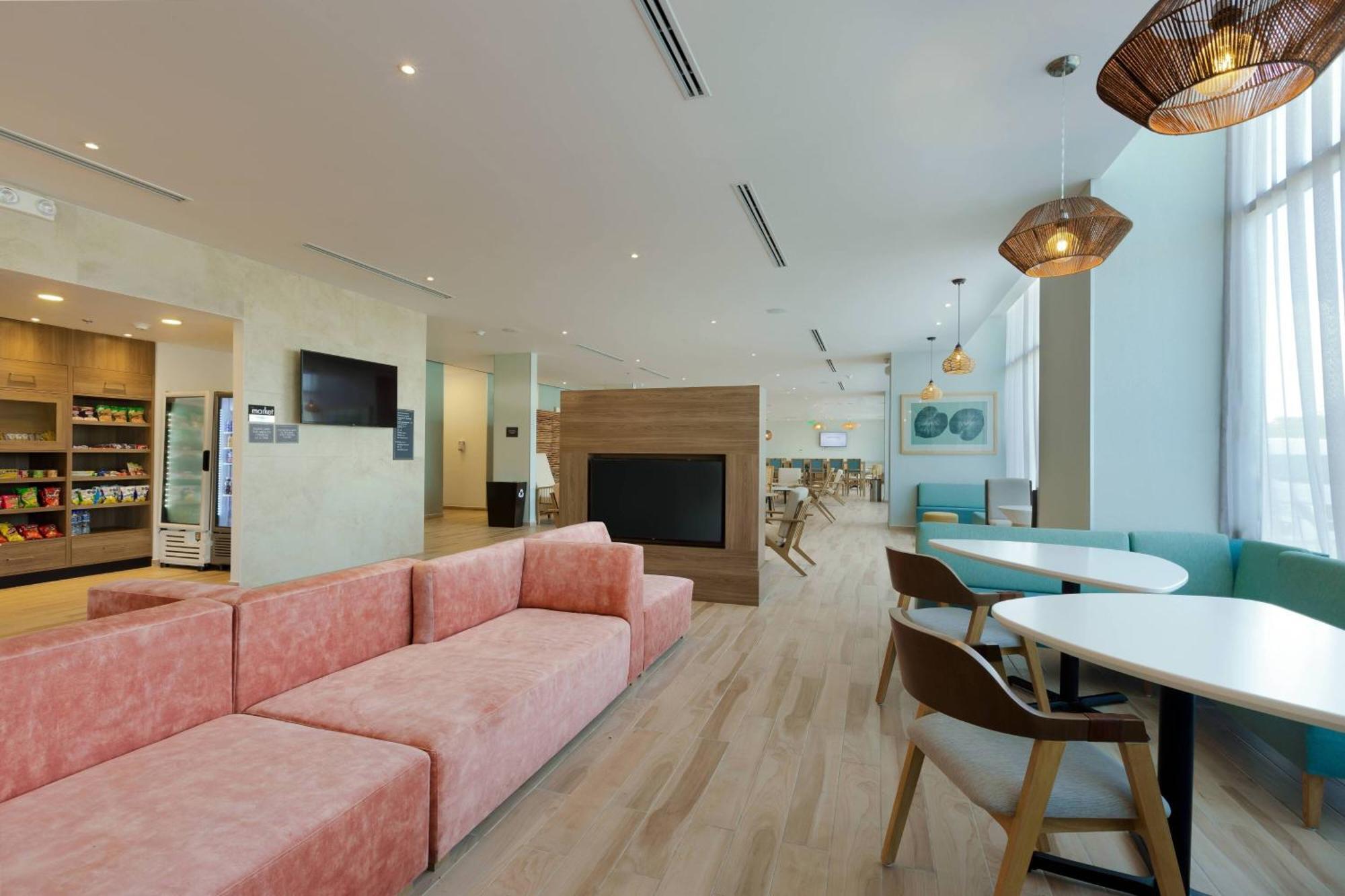 Residence Inn By Marriott Cancun Hotel Zone מראה חיצוני תמונה